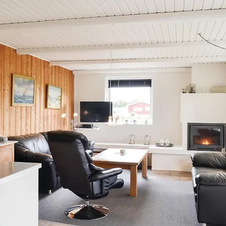 Vakantiehuis 4 Bedroom Beach Front Home In Ringkøbing